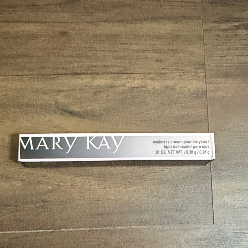 Mary Kay Eyeliner in deep brown